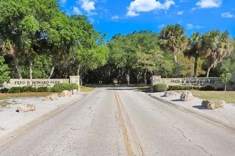 1161 Marina Drive Tarpon Springs FL 34689