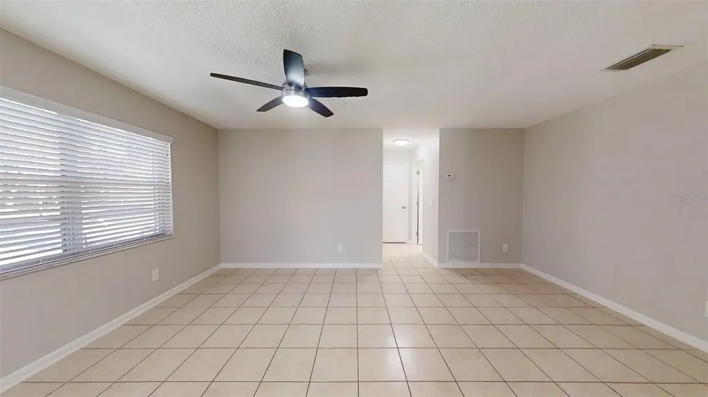 224 W Mcclendon Street Lady Lake FL 32159