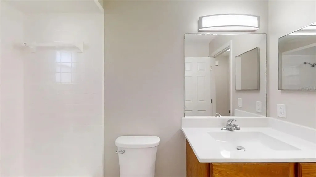 224 W Mcclendon Street Lady Lake FL 32159