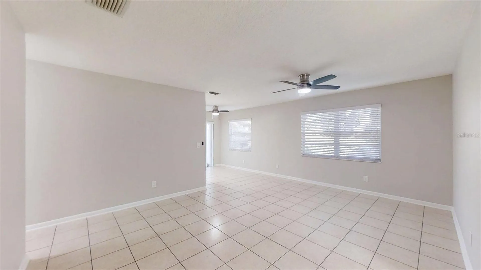224 W Mcclendon Street Lady Lake FL 32159