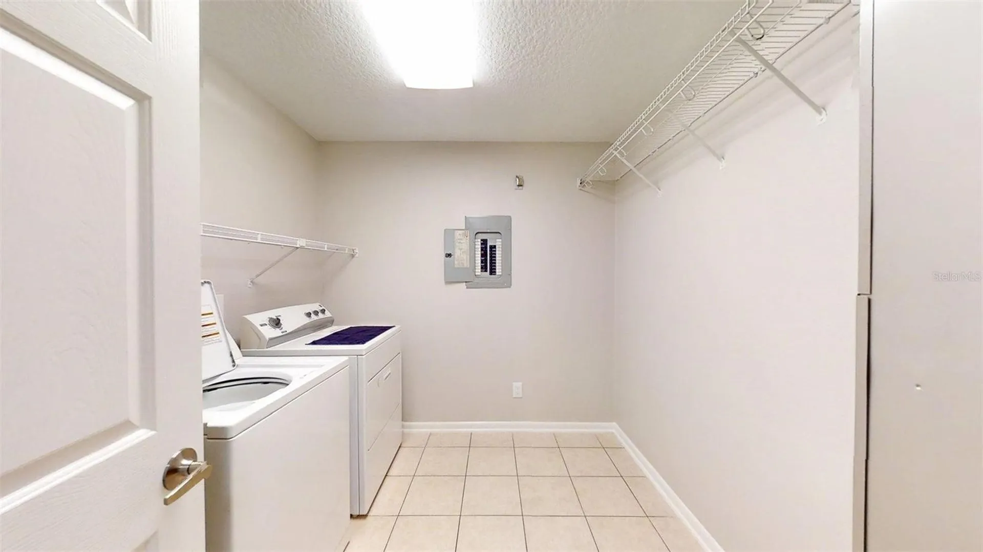 224 W Mcclendon Street Lady Lake FL 32159