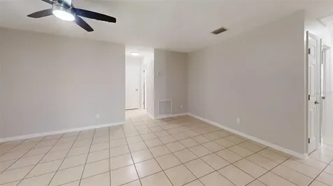 224 W Mcclendon Street Lady Lake FL 32159