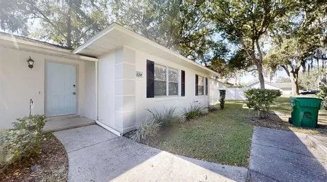 224 W Mcclendon Street Lady Lake FL 32159