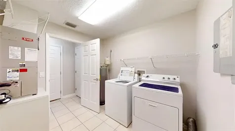 224 W Mcclendon Street Lady Lake FL 32159