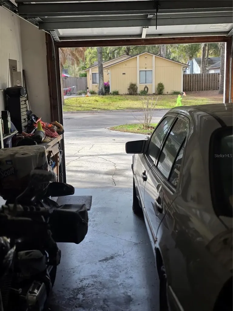 1931 SW 73rd Street Gainesville FL 32607