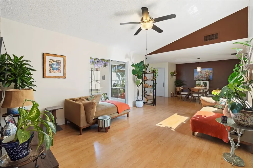 5059 Jamaica Circle Orlando FL 32808