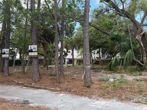 2318 W North B Street Tampa FL 33609