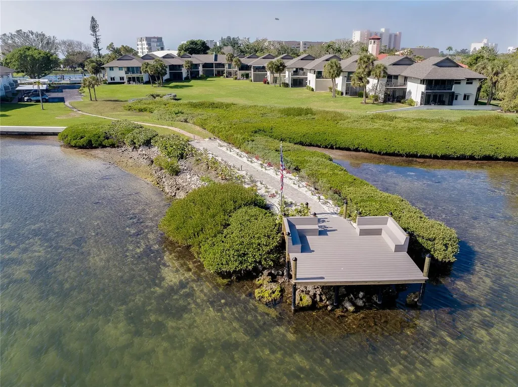 4234 Gulf Of Mexico Drive Longboat Key FL 34228