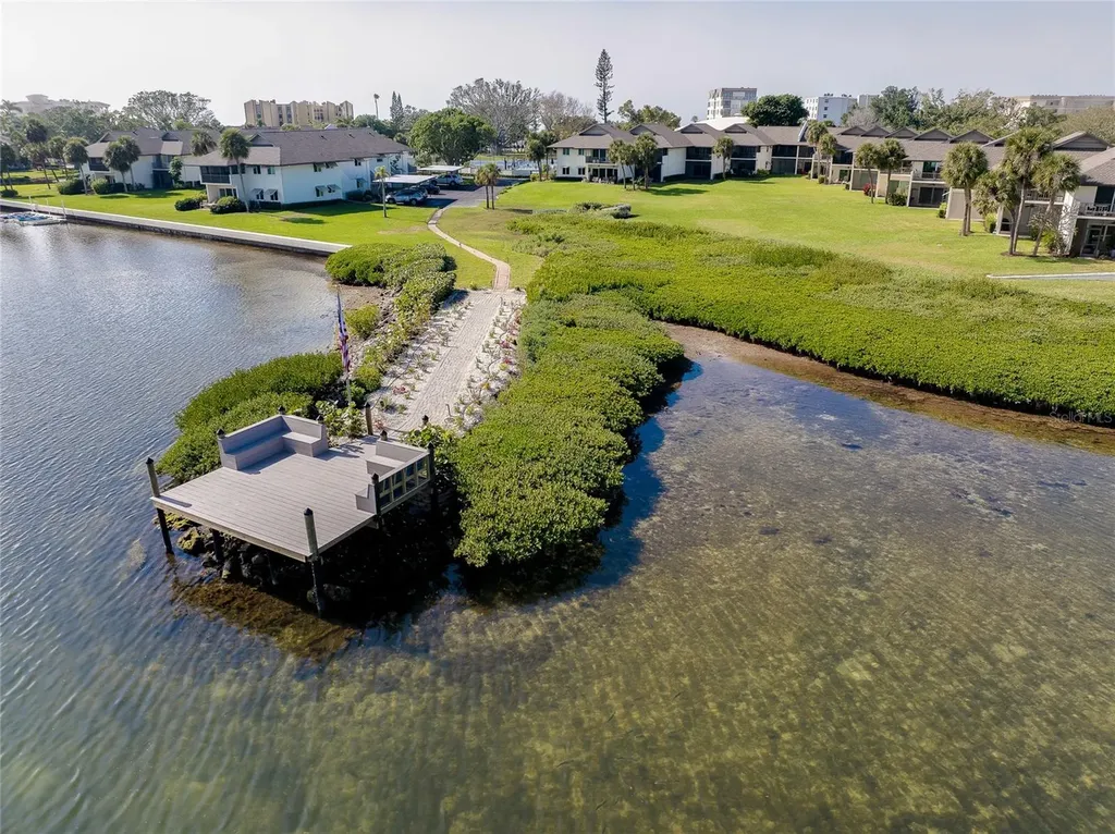 4234 Gulf Of Mexico Drive Longboat Key FL 34228