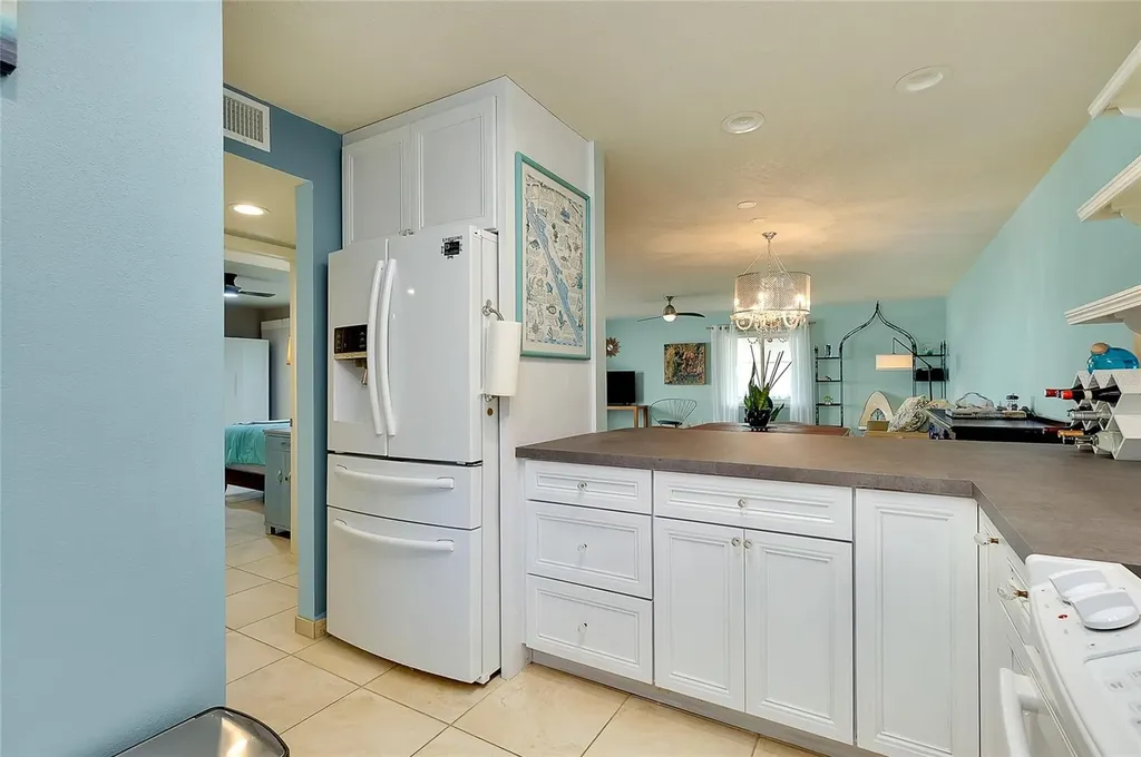 4234 Gulf Of Mexico Drive Longboat Key FL 34228