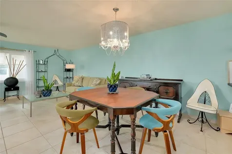 4234 Gulf Of Mexico Drive Longboat Key FL 34228