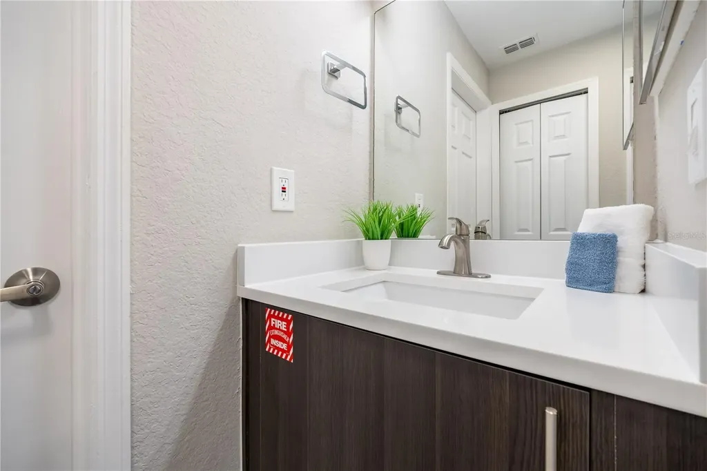 2620 Lodi Circle Kissimmee FL 34746