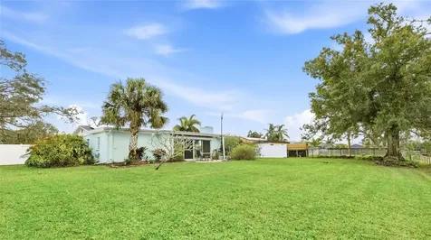 2165 Lakewood Drive Nokomis FL 34275