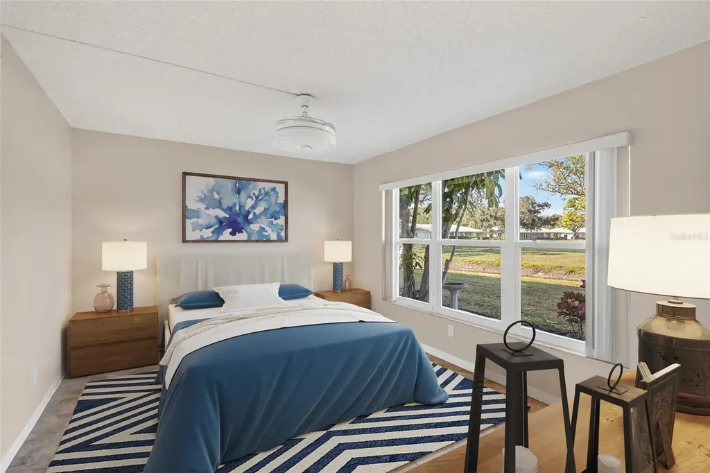 7880 Palm Aire Lane Sarasota FL 34243