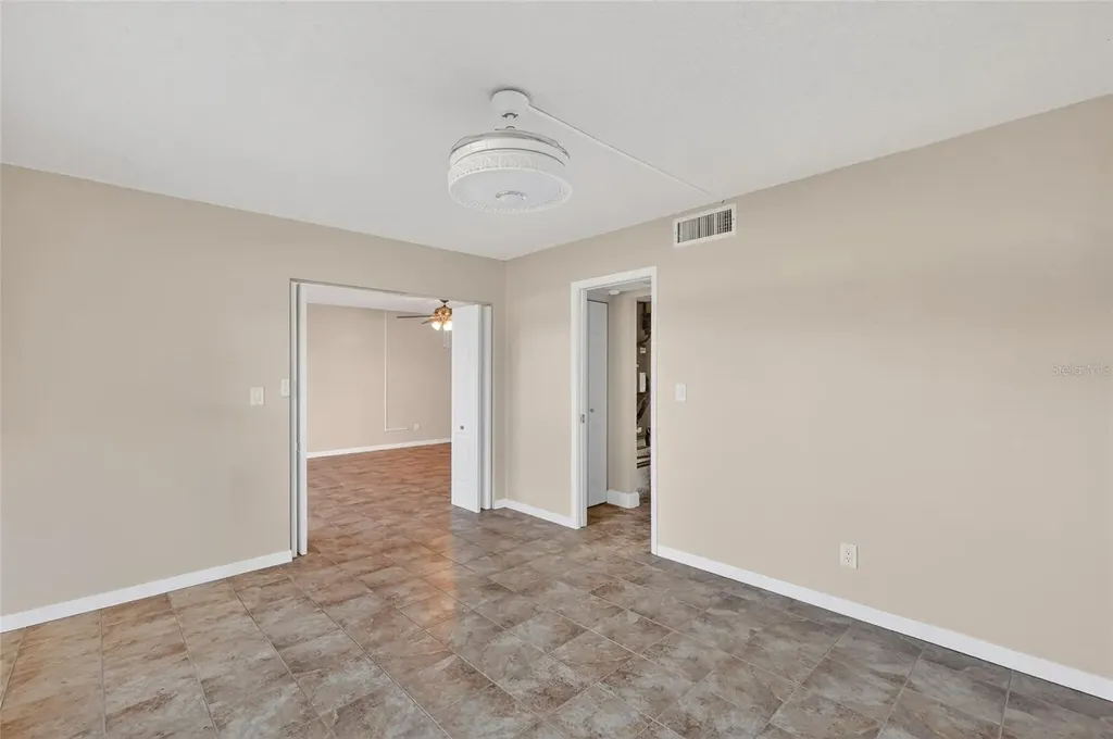7880 Palm Aire Lane Sarasota FL 34243