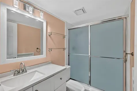 7880 Palm Aire Lane Sarasota FL 34243
