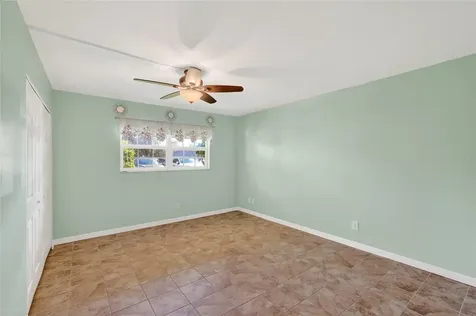 7880 Palm Aire Lane Sarasota FL 34243