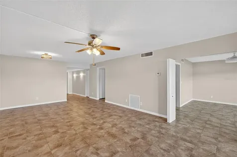 7880 Palm Aire Lane Sarasota FL 34243