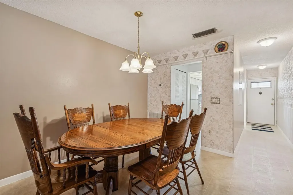 5623 80th Street N St Petersburg FL 33709