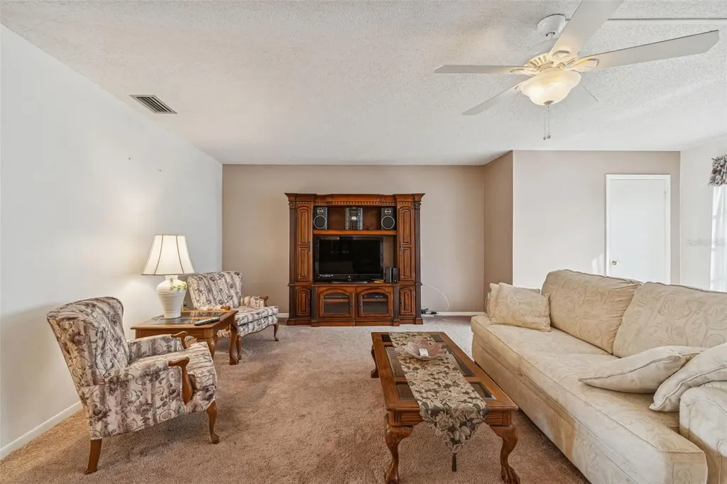 5623 80th Street N St Petersburg FL 33709