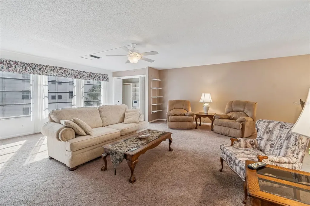 5623 80th Street N St Petersburg FL 33709