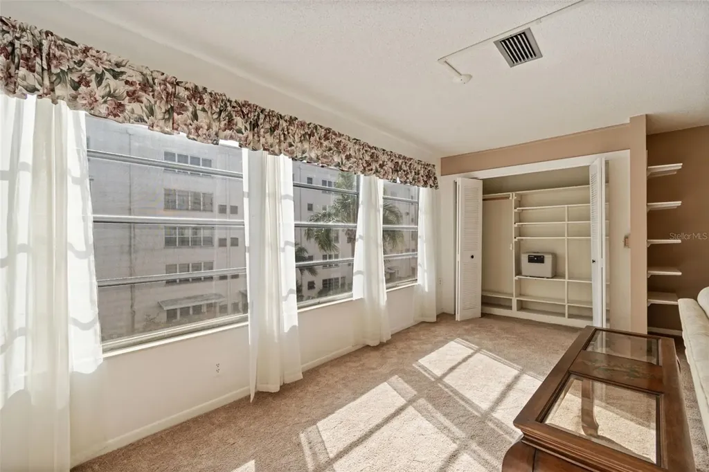 5623 80th Street N St Petersburg FL 33709