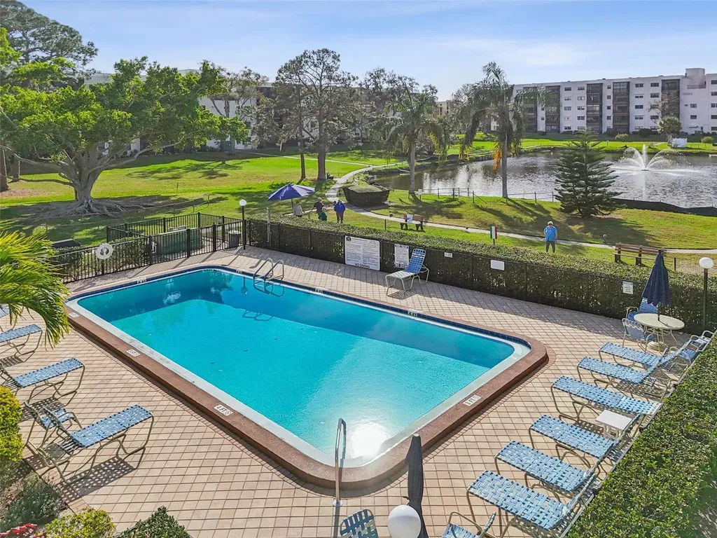 5623 80th Street N St Petersburg FL 33709