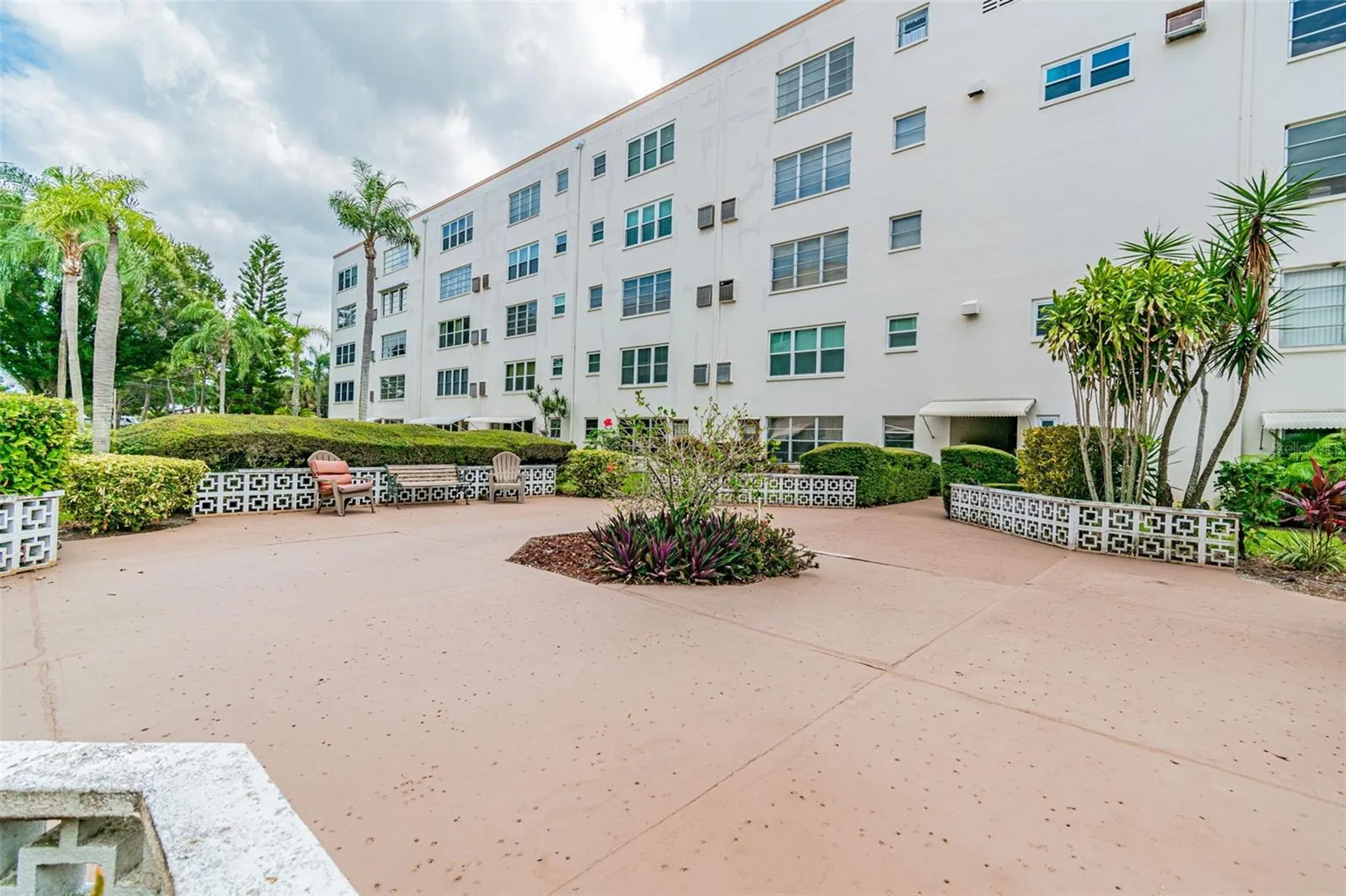 5623 80th Street N St Petersburg FL 33709