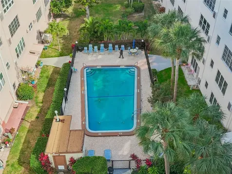 5623 80th Street N St Petersburg FL 33709