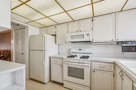 5623 80th Street N St Petersburg FL 33709
