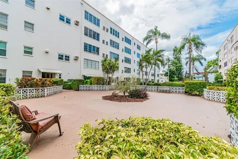 5623 80th Street N St Petersburg FL 33709