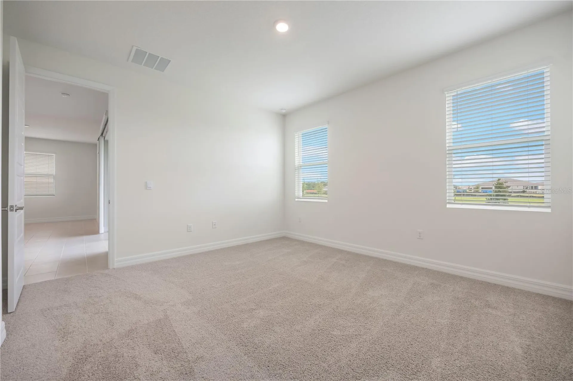 3944 Kennebunk Loop Mount Dora FL 32757