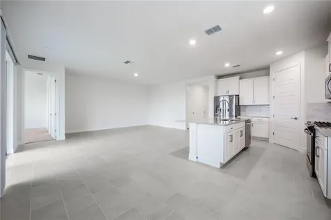 3944 Kennebunk Loop Mount Dora FL 32757