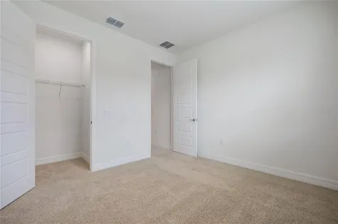 3944 Kennebunk Loop Mount Dora FL 32757