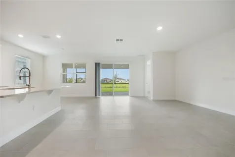 3944 Kennebunk Loop Mount Dora FL 32757