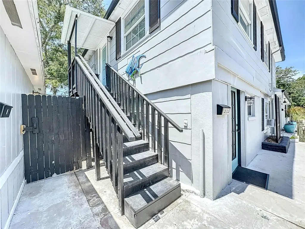 3631 Park Street N St Petersburg FL 33710