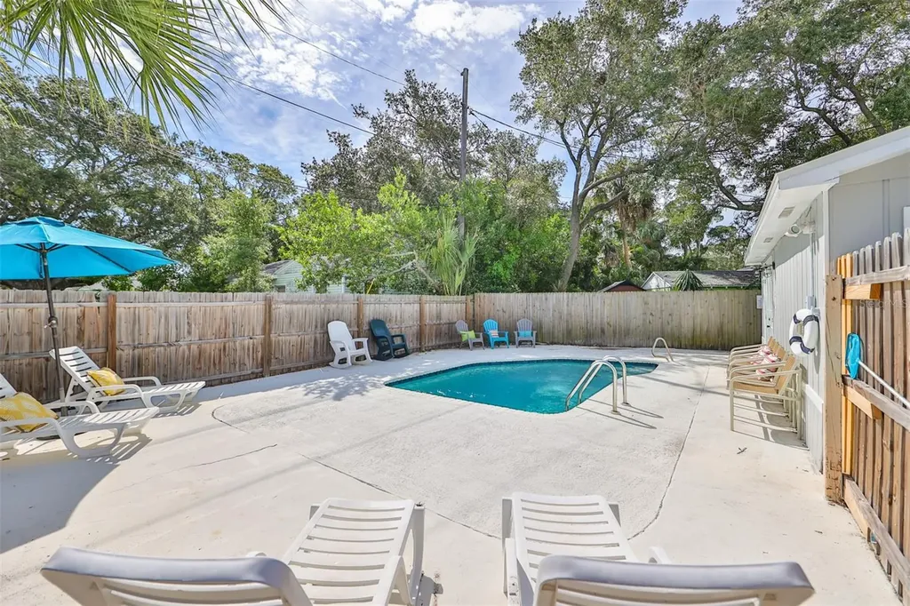 3631 Park Street N St Petersburg FL 33710