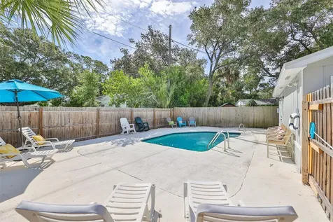 3631 Park Street N St Petersburg FL 33710