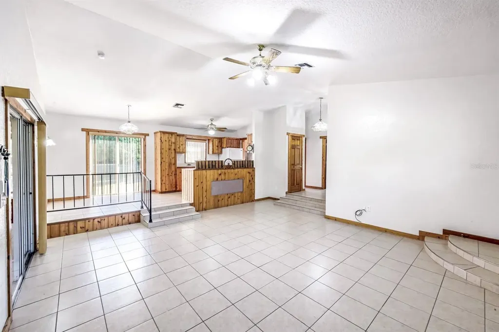 16321 Slater Road North Fort Myers FL 33917