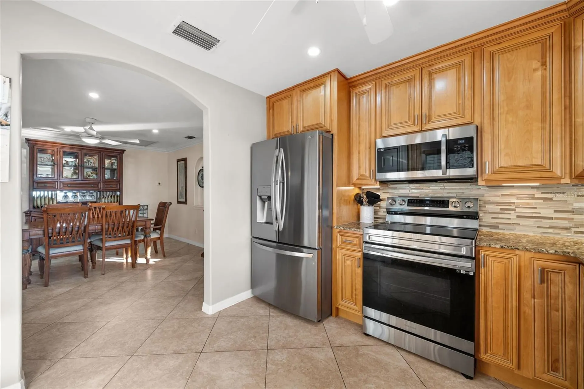 240 SE 20th Place Cape Coral FL 33990