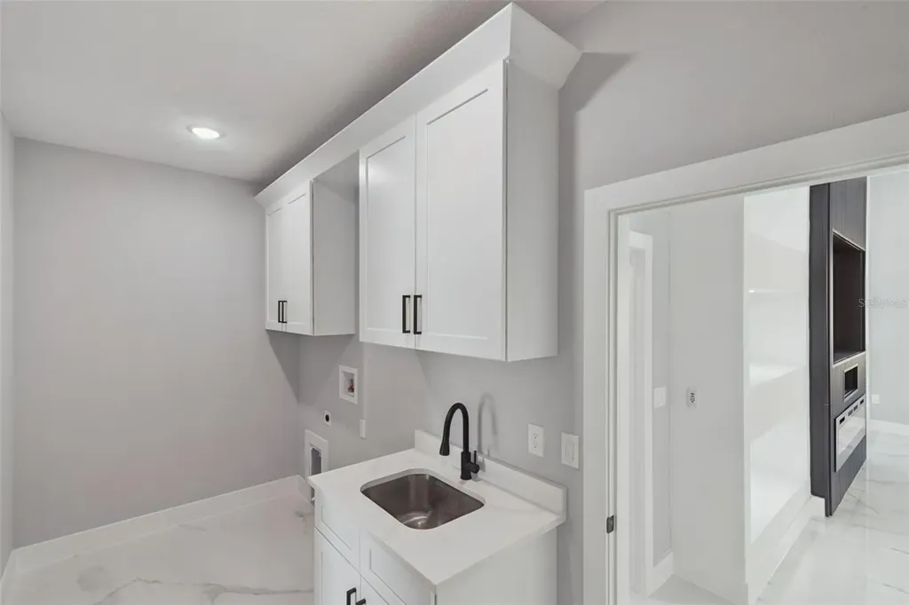 30807 Quince Avenue Eustis FL 32736