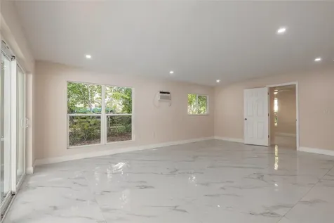 1925 John Arthur Way Lakeland FL 33803