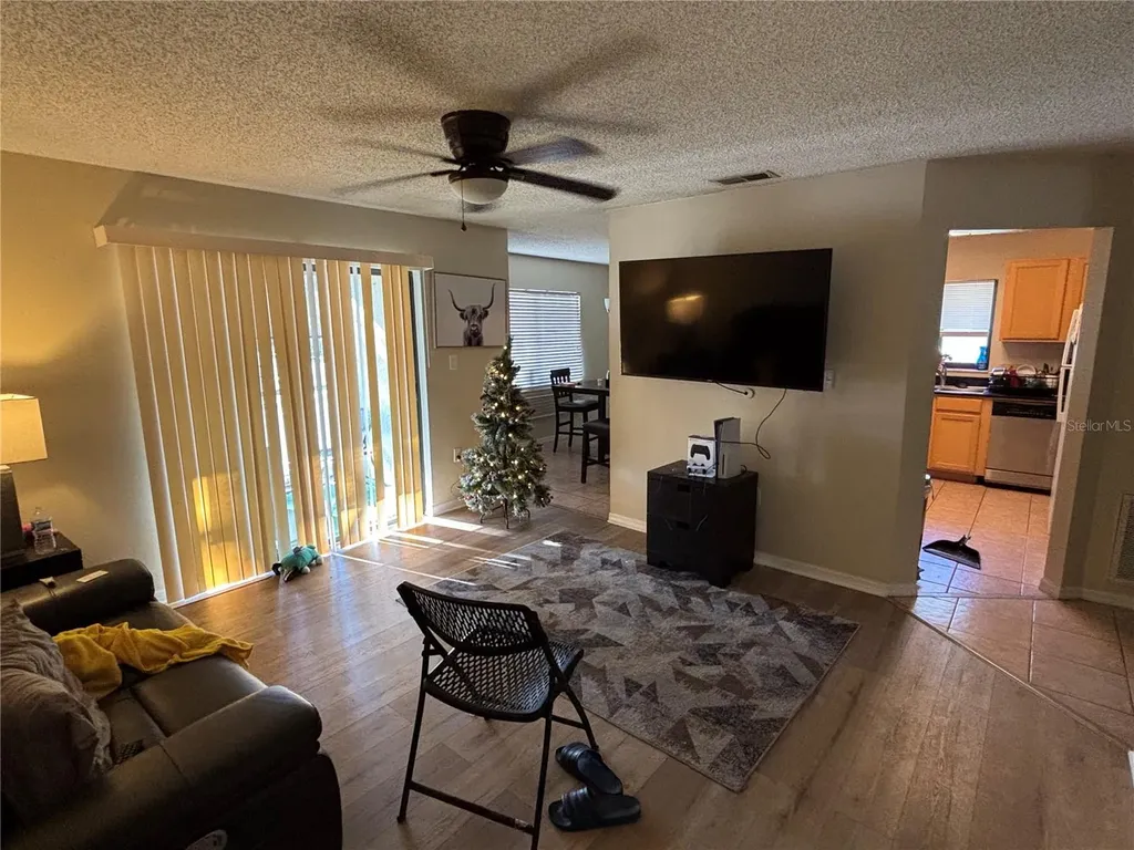 90 Hidden Lake Drive Sanford FL 32773