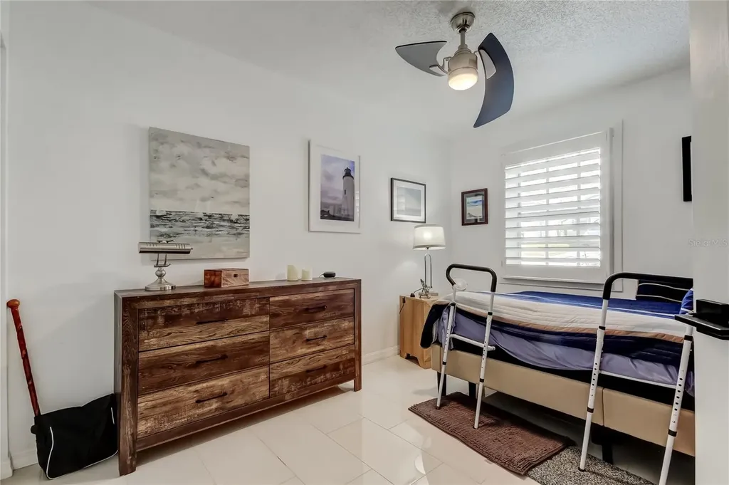 39650 Us Highway 19 N Tarpon Springs FL 34689