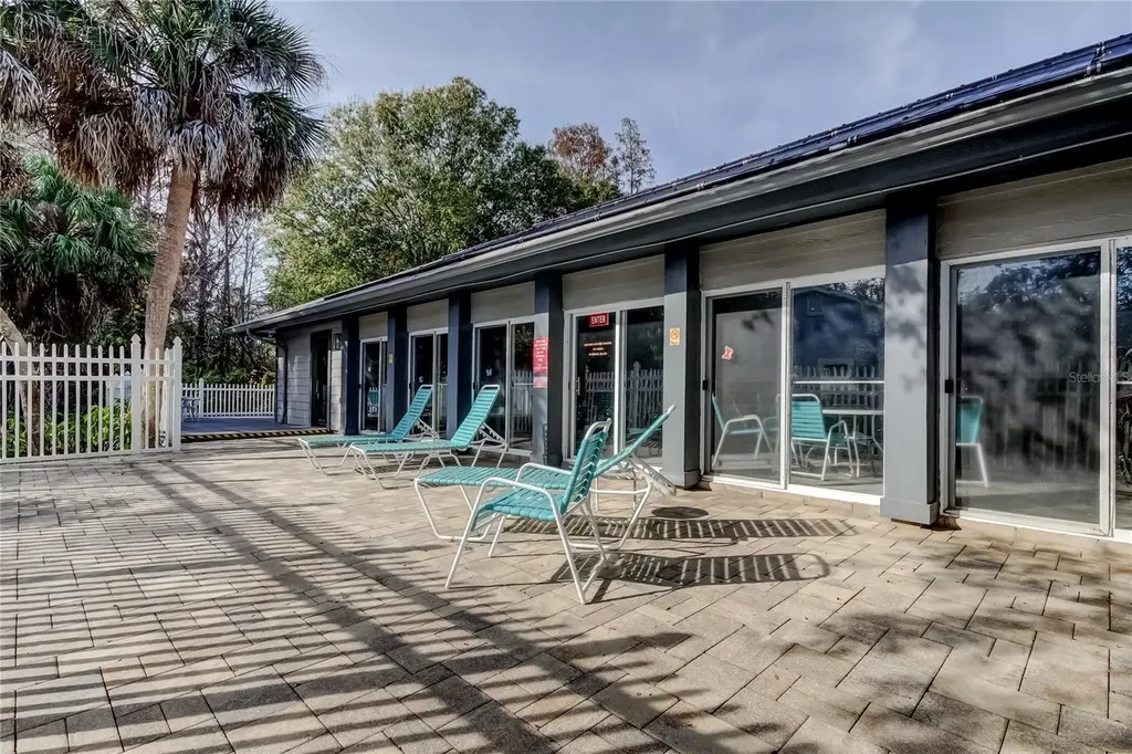 39650 Us Highway 19 N Tarpon Springs FL 34689