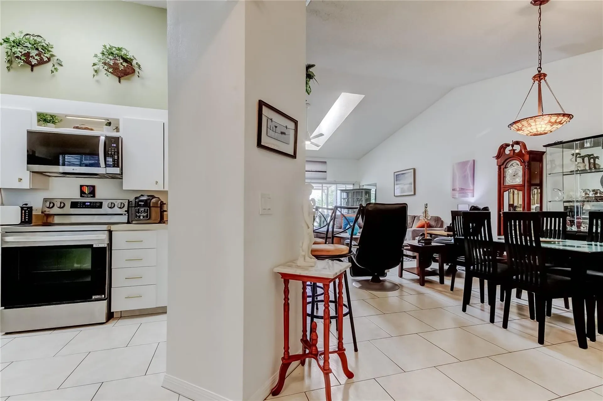 39650 Us Highway 19 N Tarpon Springs FL 34689