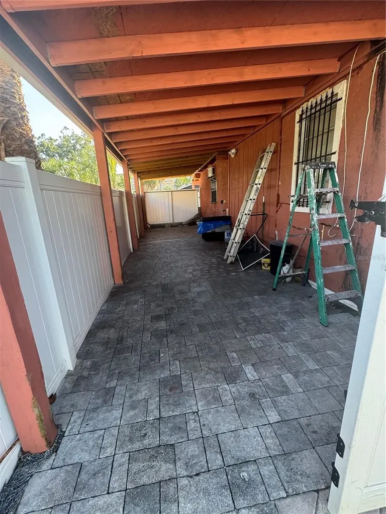 2312 W La Salle Street Tampa FL 33607
