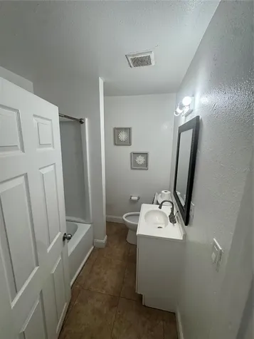 2312 W La Salle Street Tampa FL 33607