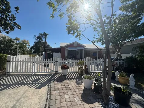 2312 W La Salle Street Tampa FL 33607