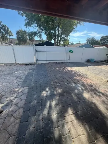 2312 W La Salle Street Tampa FL 33607